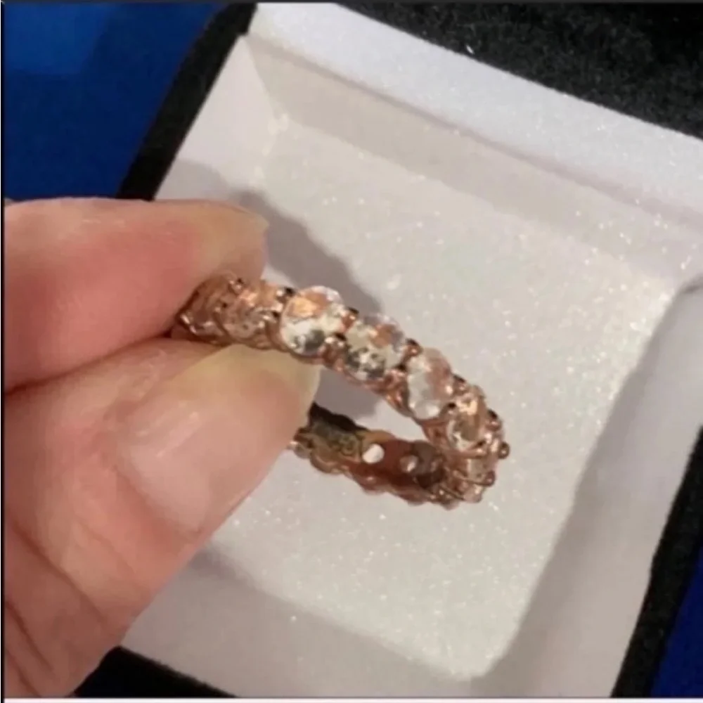 Vintage eternity band